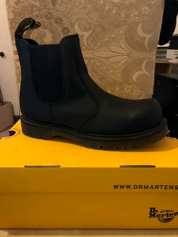 steel toe cap dm boots
